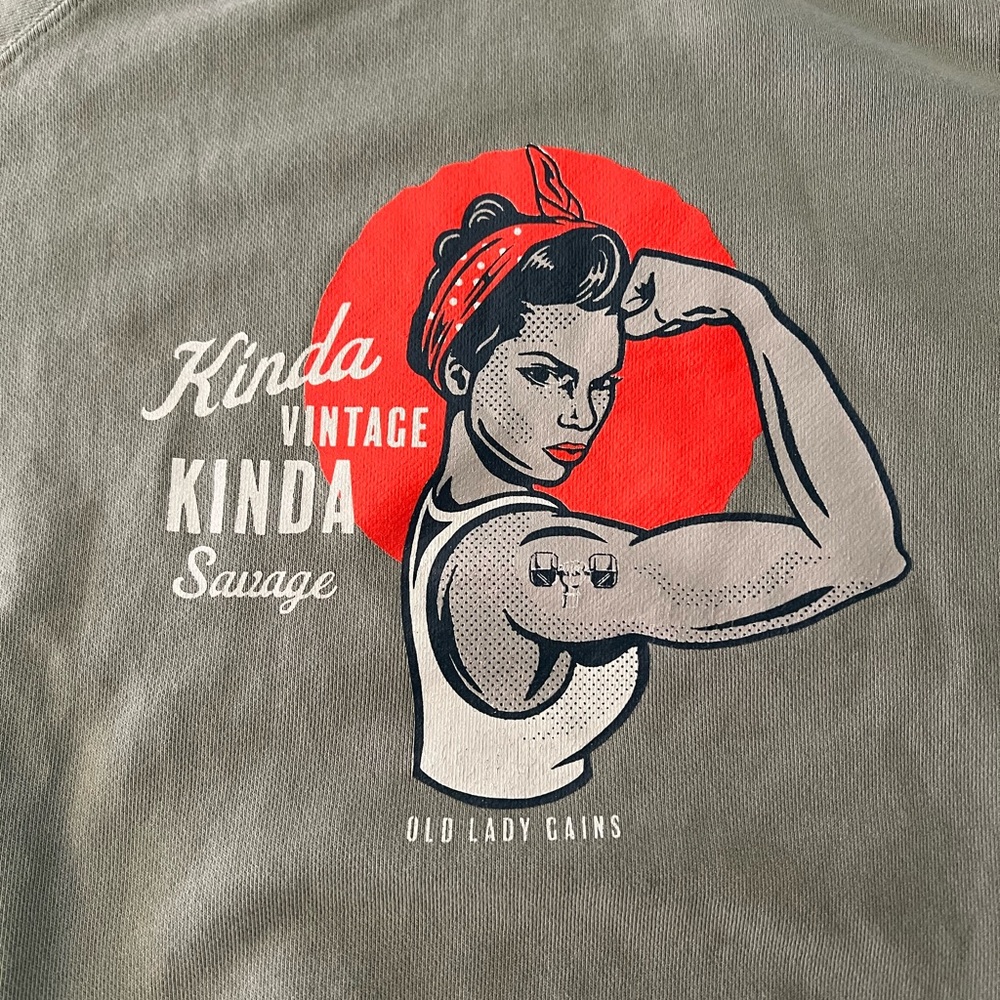 Old Lady Gains Graphic Crop Sweatshirt crewneck size M.